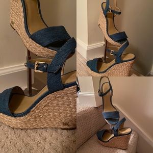 MICHALE KORB EYE TURNING